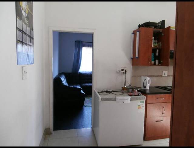 1 BEDROOM APARTMENT FOR SALE IN TOWNSVIEW